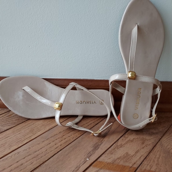 T strap flats sandals - Picture 2 of 3